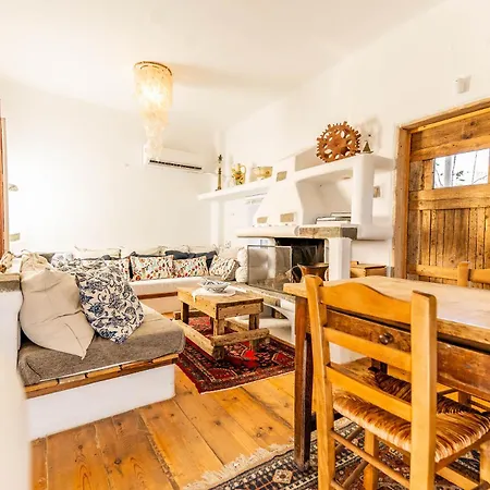 Semesterbostad Maison De Yaya At Heraion Lagoon Loutráki